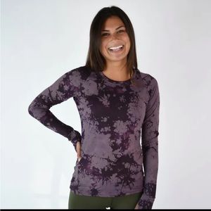 Fleo foundation long sleeve top
